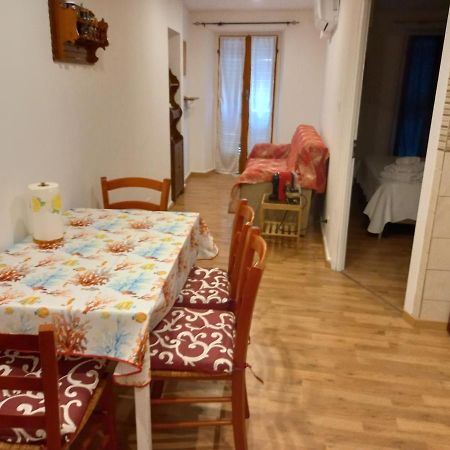 Controvento Al Mare Apartment Рио Маджоре Екстериор снимка