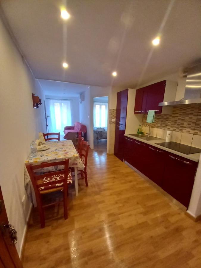 Controvento Al Mare Apartment Рио Маджоре Екстериор снимка